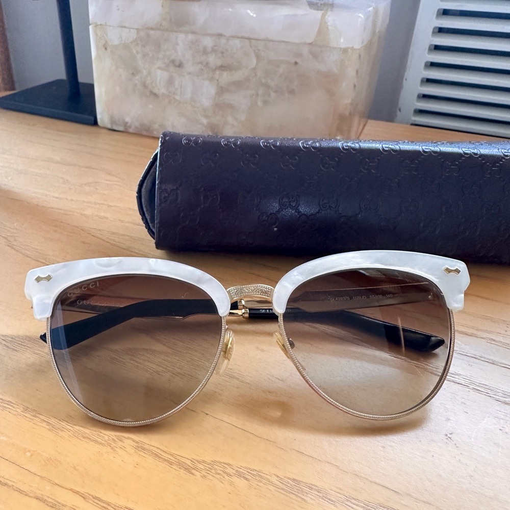 Gucci White and Gold Women's Sunglasses